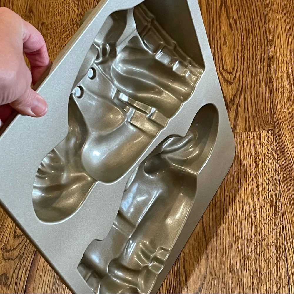 Williams Sonoma Santa Claus Cake Pan